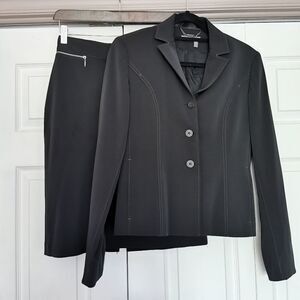 Black Tristan pantsuit Skirt and Blazer size 6